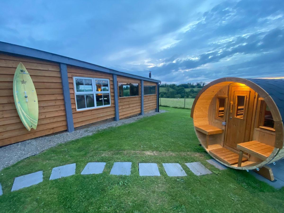 Sleeps 12 Hot Tub Sauna Cinema Pets Welcome Enniskillen Eksteriør billede