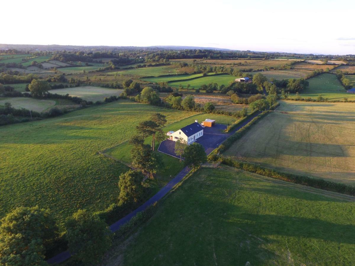 Sleeps 12 Hot Tub Sauna Cinema Pets Welcome Enniskillen Eksteriør billede