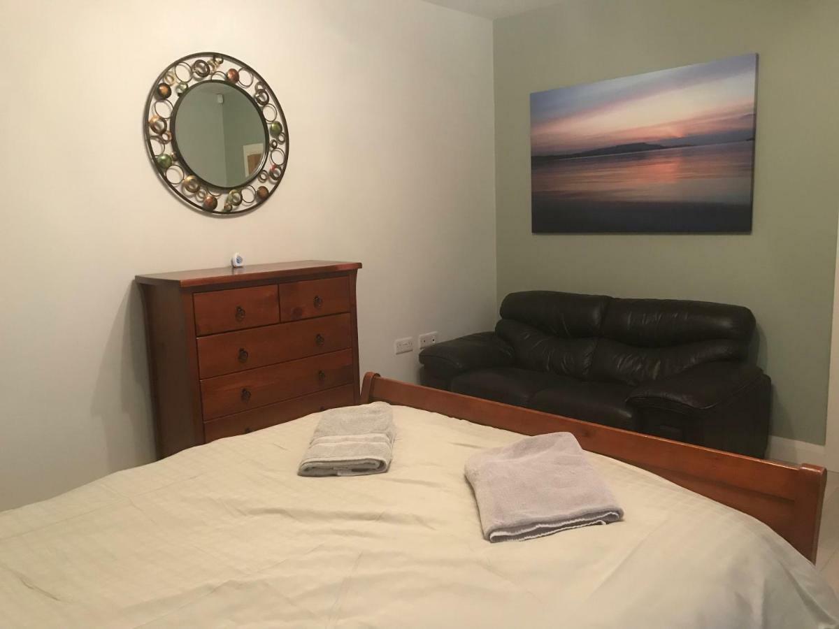 Sleeps 12 Hot Tub Sauna Cinema Pets Welcome Enniskillen Eksteriør billede